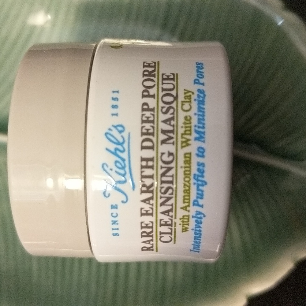 Rare Earth Deep Pore Cleansing Mask